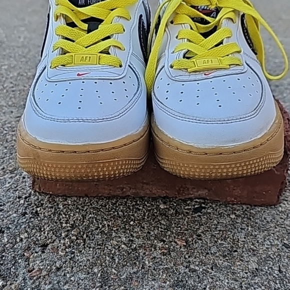 Nike Air Force 1 LV8 Go The Extra Smile Size 7Y - Picture 7 of 15